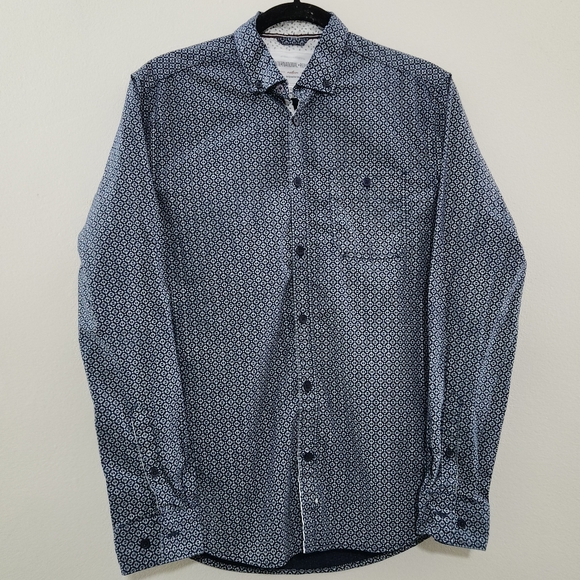 International Report Navy Geometric Button-Down Shirt - Picture 1 of 8